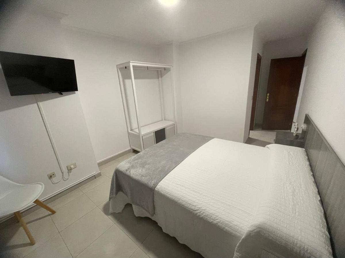 Apartamentos Demar Luis Casais О Грове Екстериор снимка