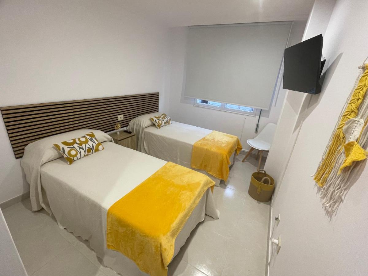 Apartamentos Demar Luis Casais О Грове Екстериор снимка