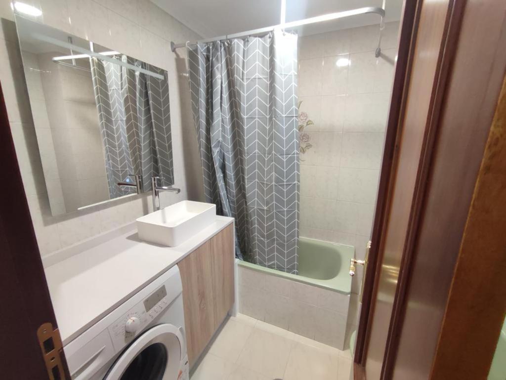 Apartamentos Demar Luis Casais О Грове Стая снимка