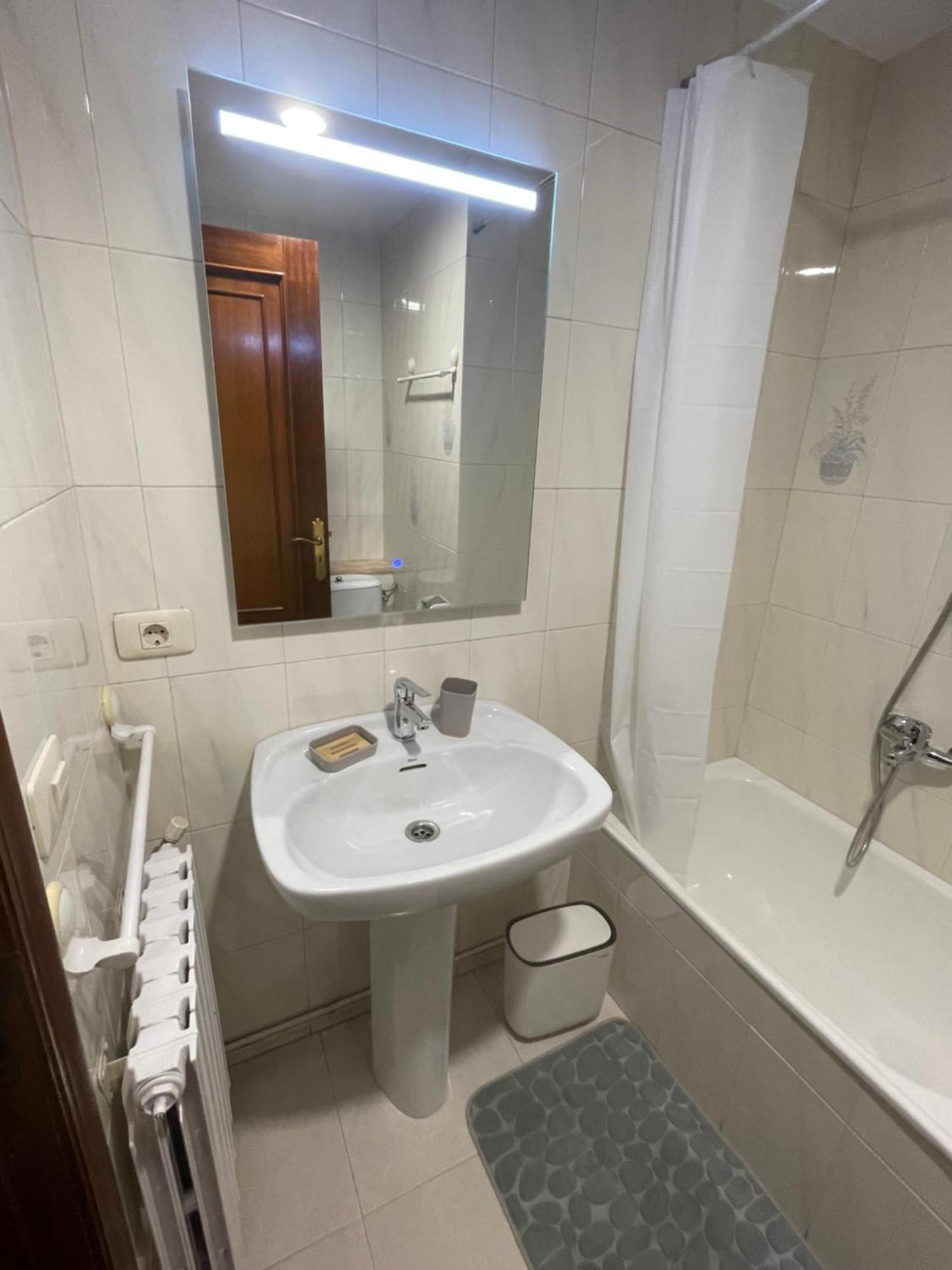 Apartamentos Demar Luis Casais О Грове Стая снимка