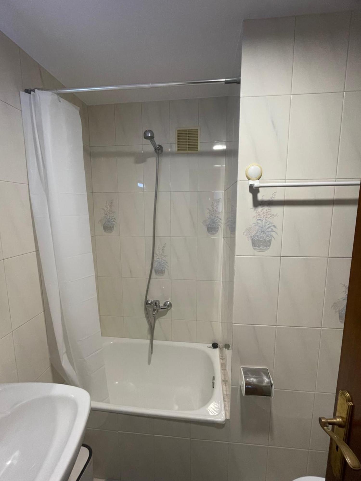Apartamentos Demar Luis Casais О Грове Стая снимка