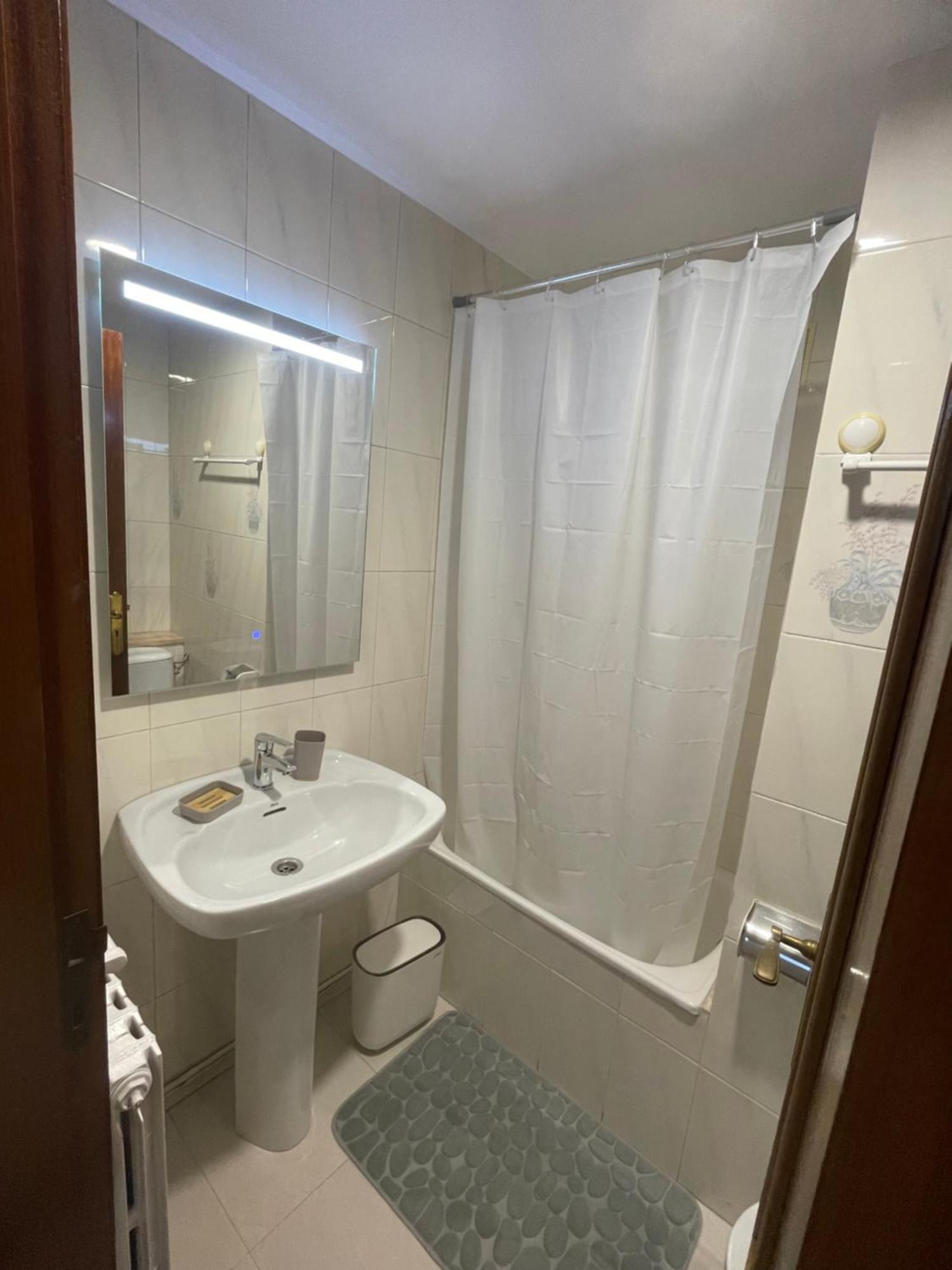 Apartamentos Demar Luis Casais О Грове Стая снимка